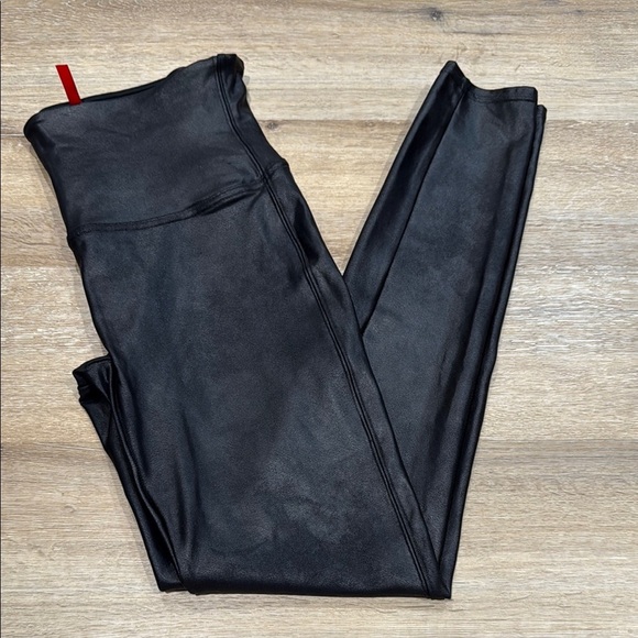 SPANX Size  L Black Form-Fitting Leggings with High-Rise Waistband Faux Leather - Picture 3 of 9